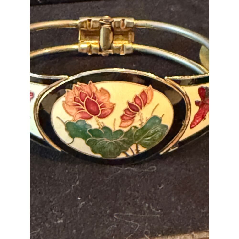 Vintage cloisonné enamel hinged bangle,  traditional Asian-inspired floral 7.5”